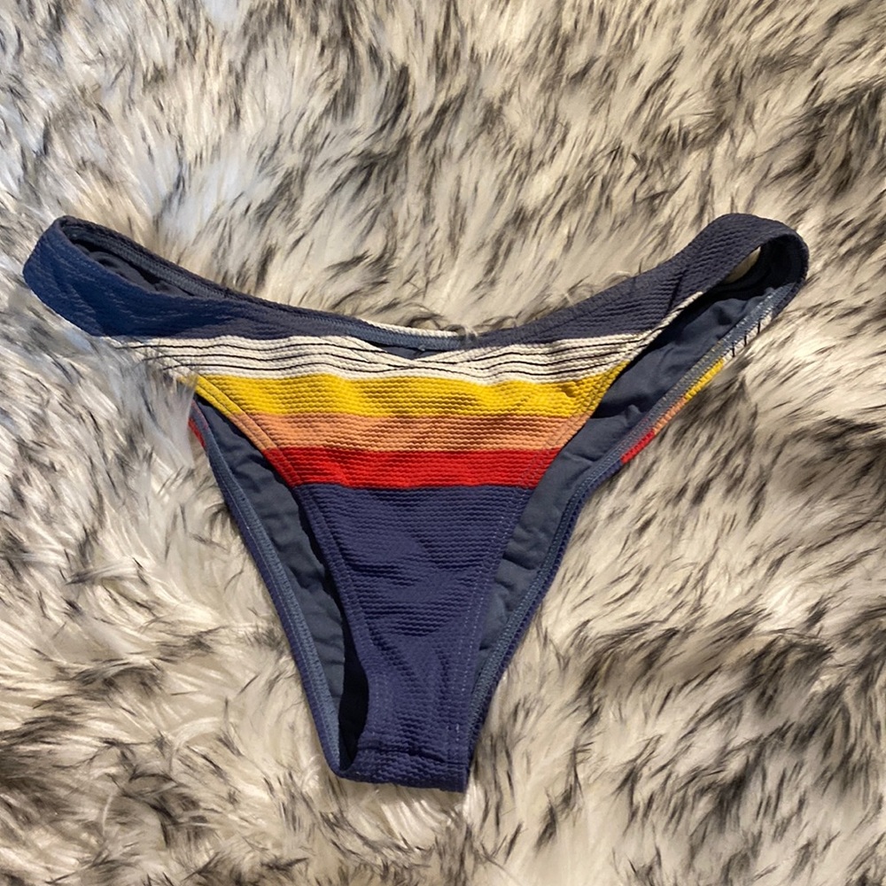 Rip curl retro highwaisted bottoms
